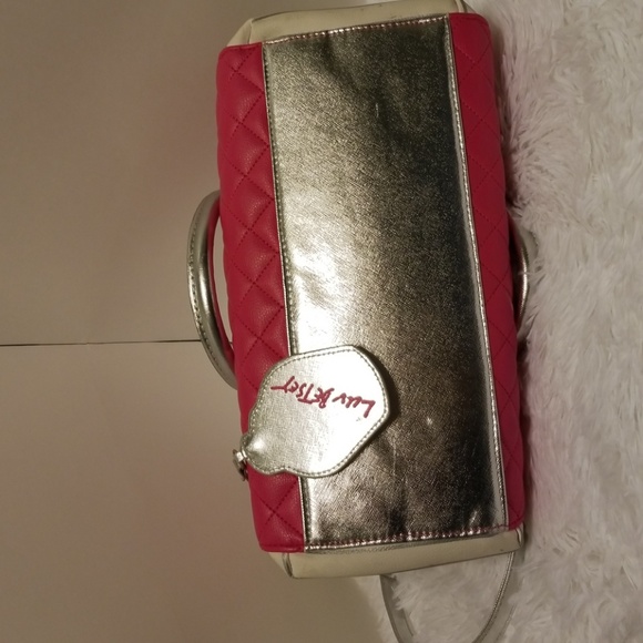 Betsey Johnson large purse. - Picture 5 of 5